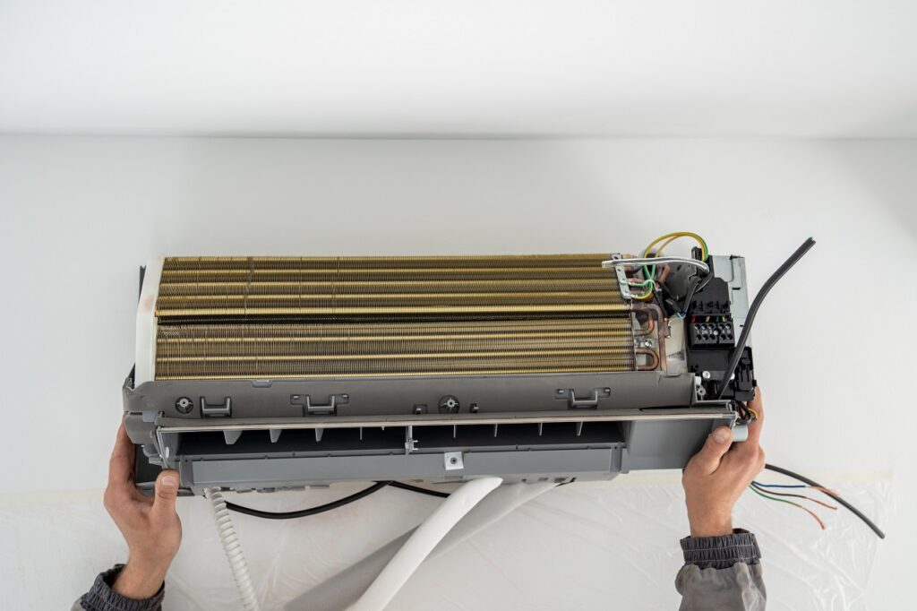When to Opt for Air Conditioning Replacement: A Detailed Guide 2 AC replacement