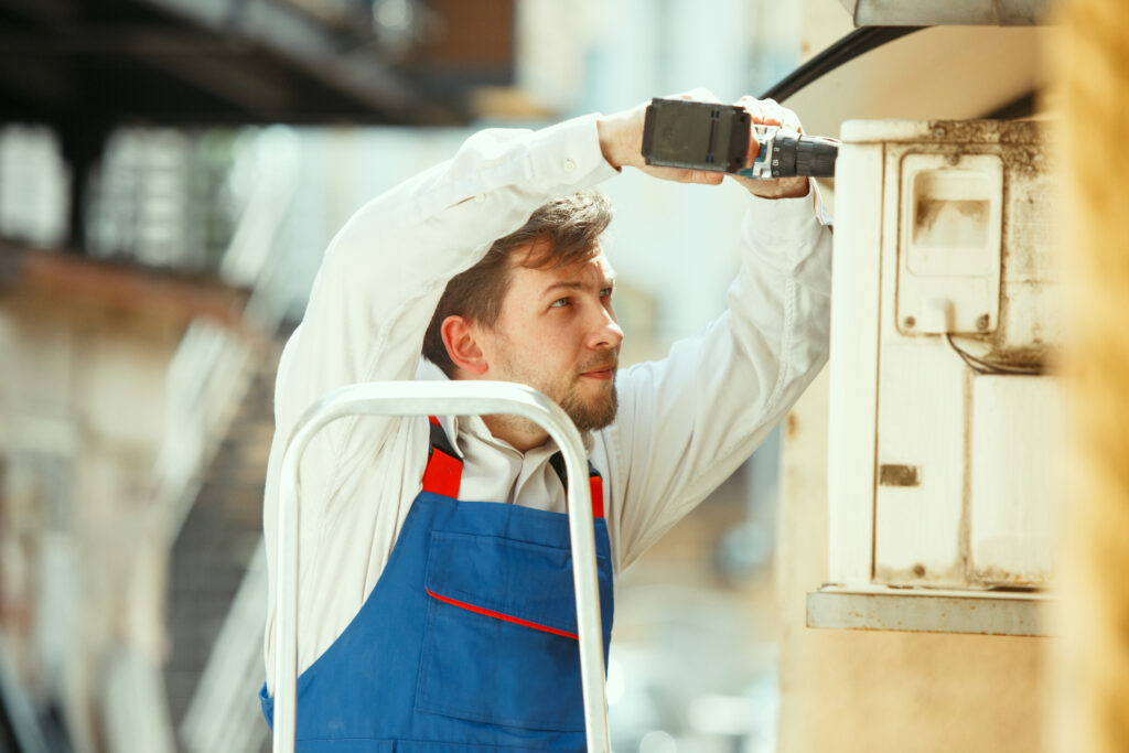 Signs You Need Professional HVAC Repair 2 HVAC repair